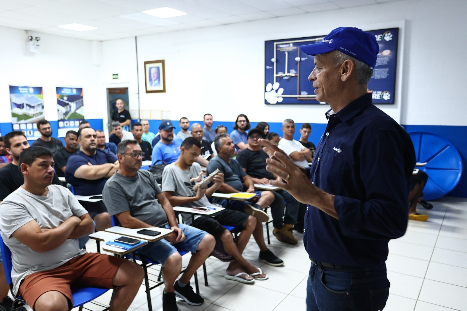 Multinacional abre inscrições para 200 vagas em curso gratuito de instalação hidráulica em Salvador