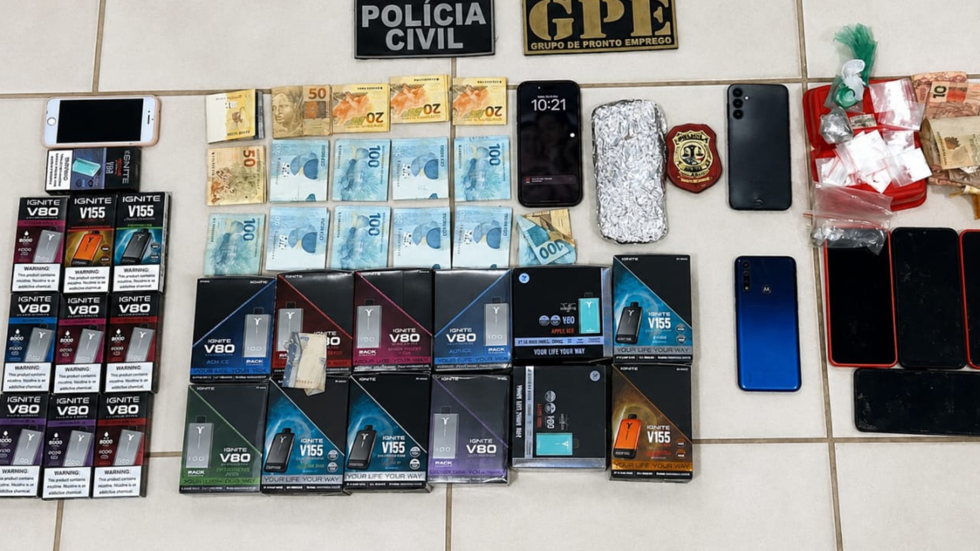 Operação prende três suspeitos e apreende maconha e cocaína em Presidente Dutra