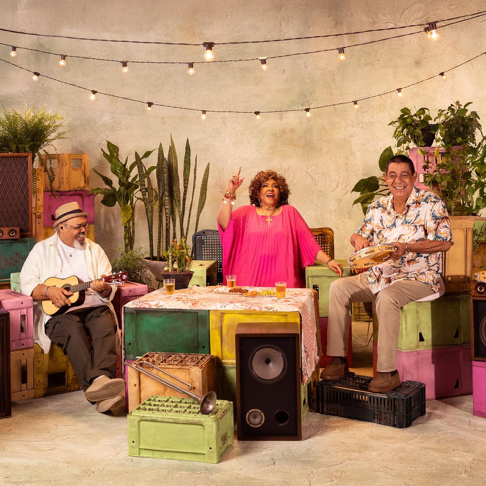 Alcione (ao centro), Jorge Aragão (á esquerda) e Zeca Pagodinho se juntam na turnê 'O maior encontro do samba' — Foto: Divulgação