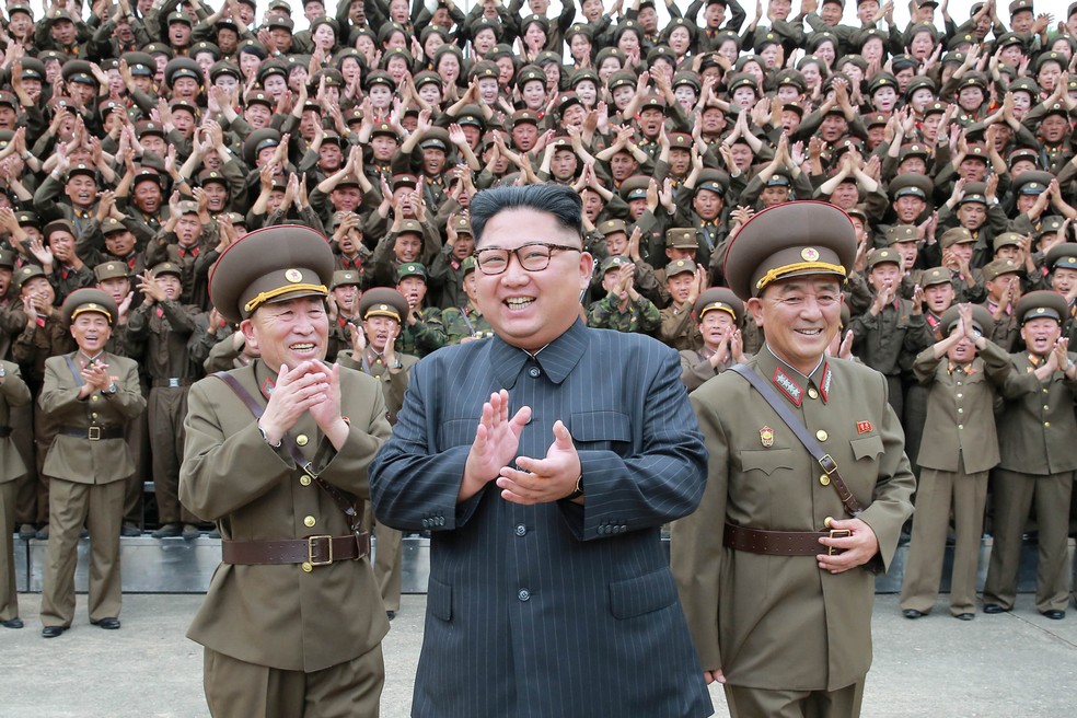 Coreia do Norte adverte que 'mais pacotes de presente' estão a caminho dos  EUA, Mundo