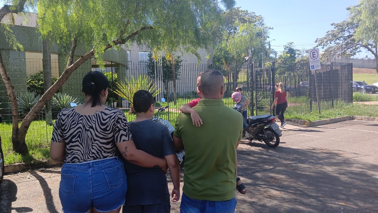 Pai afirma que morador em situação de rua cuidou do filho desaparecido; polícia diz que caso está em sigilo