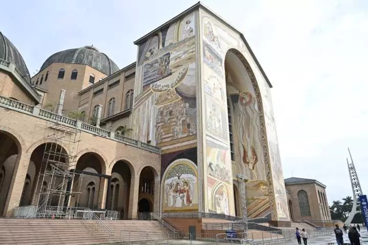 Santuário Nacional de Aparecida vai inaugurar fachada com cenas bíblicas que retratam a criação do mundo