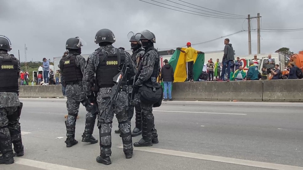 G1 - Tropa de Choque reforça proteção para cavalaria durante a Copa em SP -  notícias em São Paulo