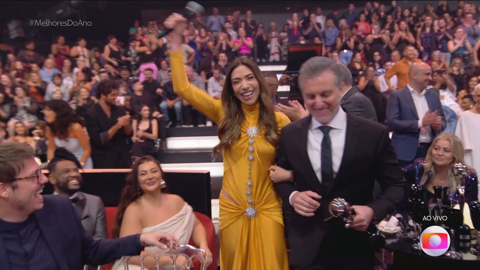 Patrícia Abravanel e Luciano Huck — Foto: Reprodução/TV Globo