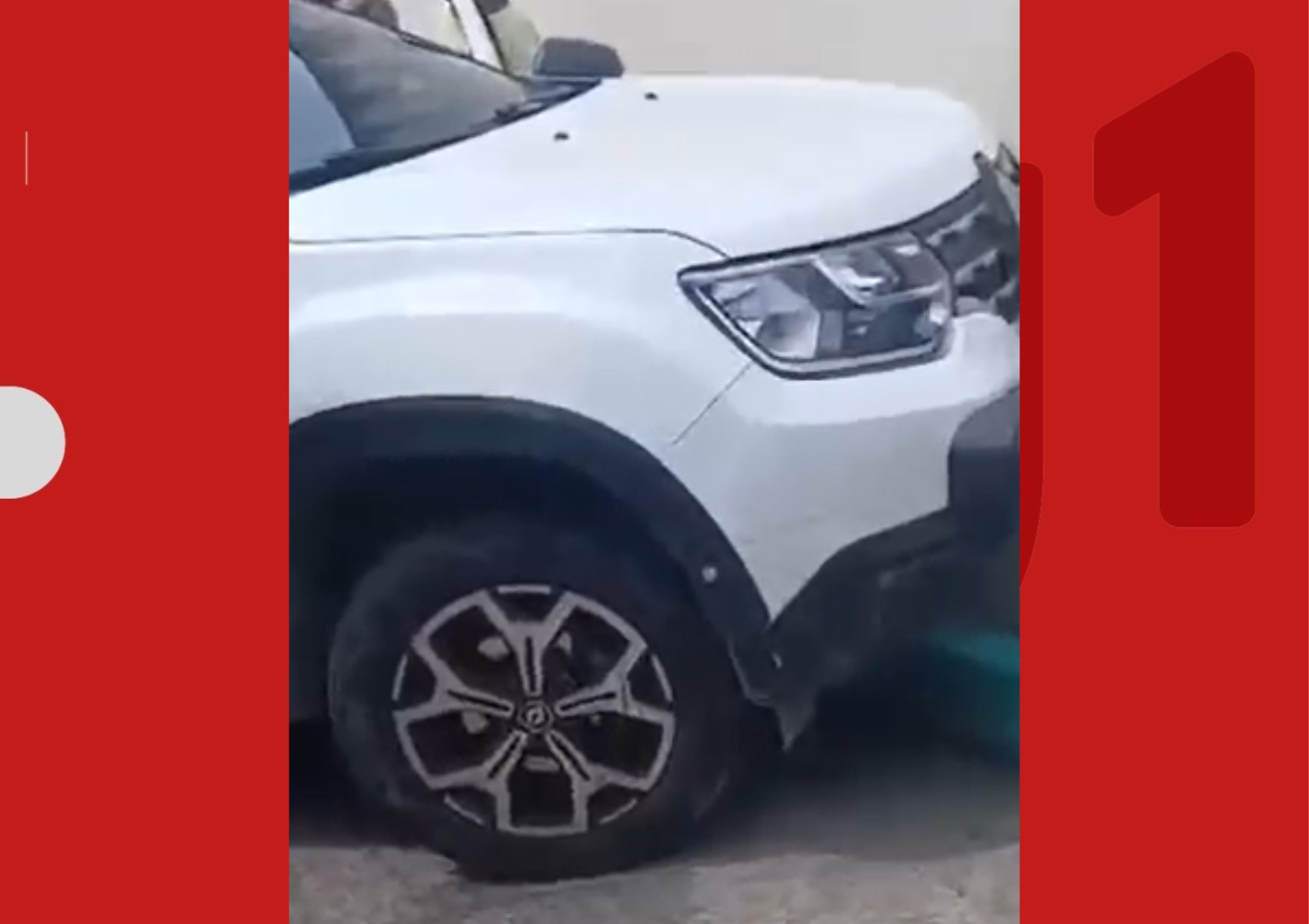 Homem é encontrado morto com marcas de tiros dentro de carro em Salvador; mulher foi atingida pelos disparos e ficou ferida
