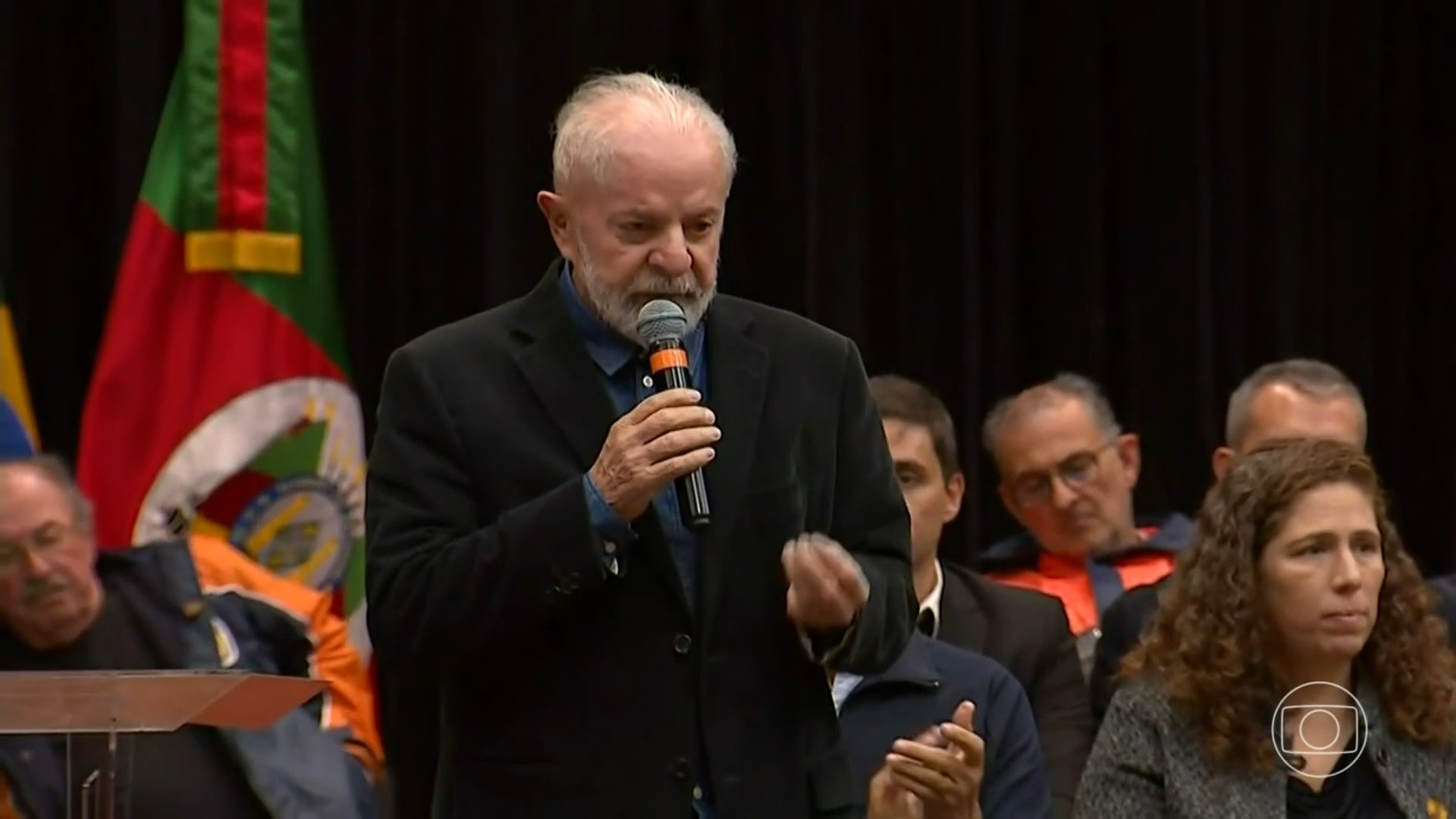 Lula anuncia pagamento de R$ 5 mil para mais de 200 mil famílias atingidas pelas chuvas no RS