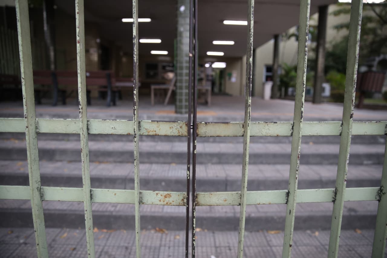 Locais de votação fecham portões às 17h; acompanhe as últimas notícias