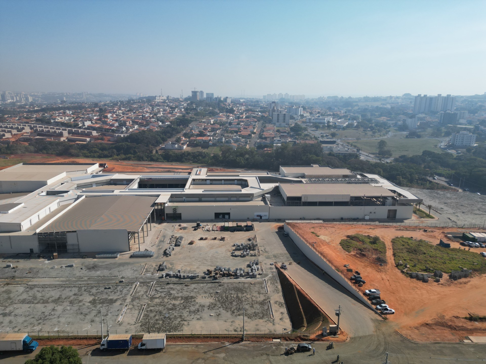 Feirão do Emprego em Americana tem 500 vagas para novo shopping; veja como participar