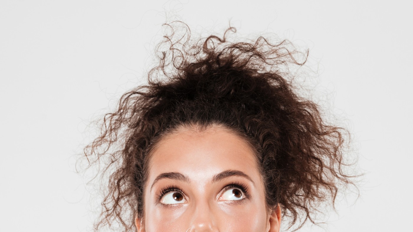 Cabelo opaco? Saiba quais hábitos podem estar apagando o brilho dos seus fios