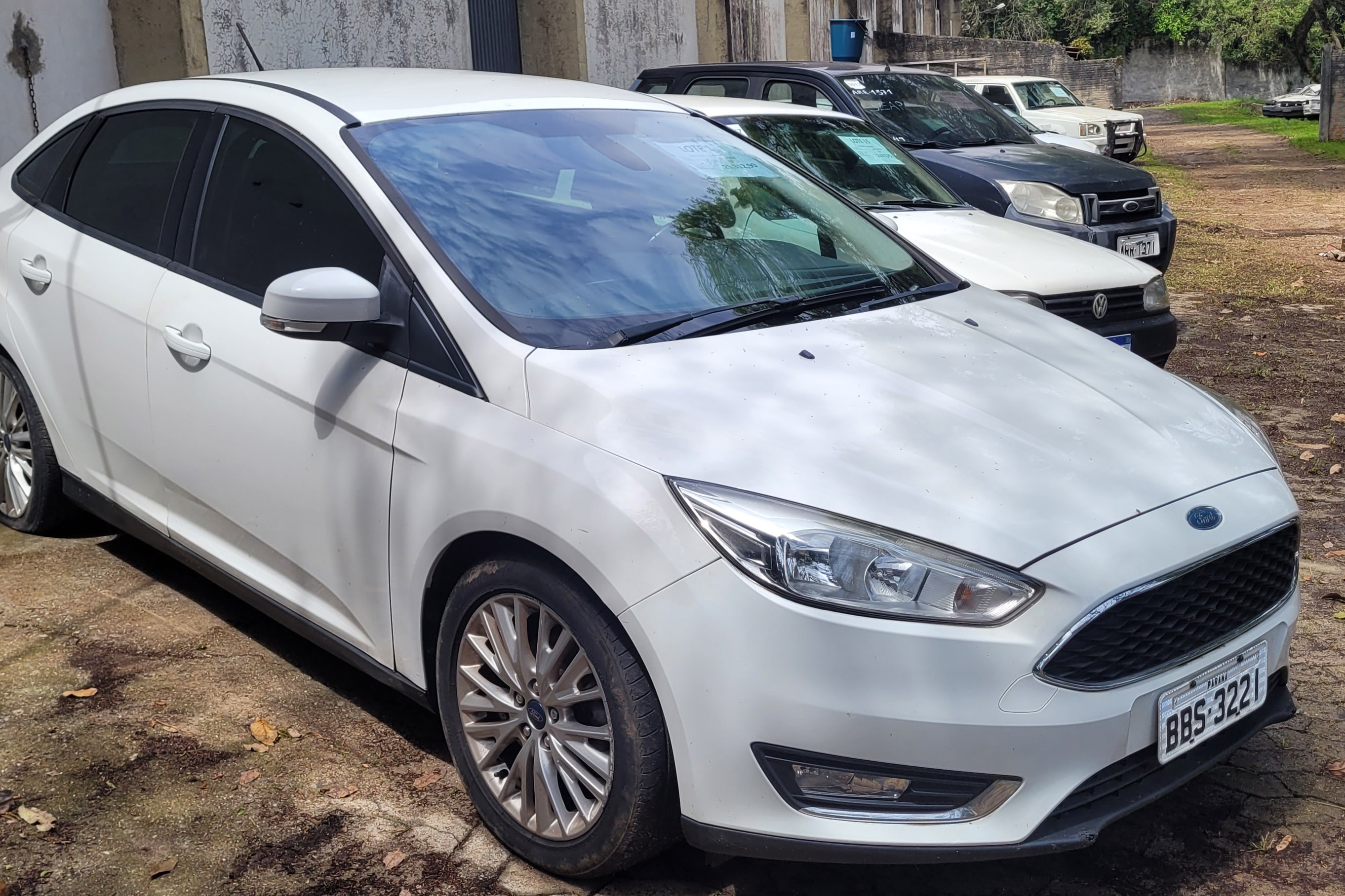 Governo estadual leiloa 192 carros com lances a partir de R$ 525; confira datas e locais