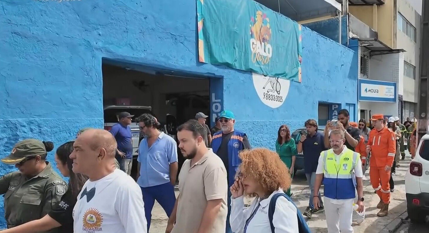 Vistoria no percurso do Galo da Madrugada analisa possíveis irregularidades e riscos aos foliões