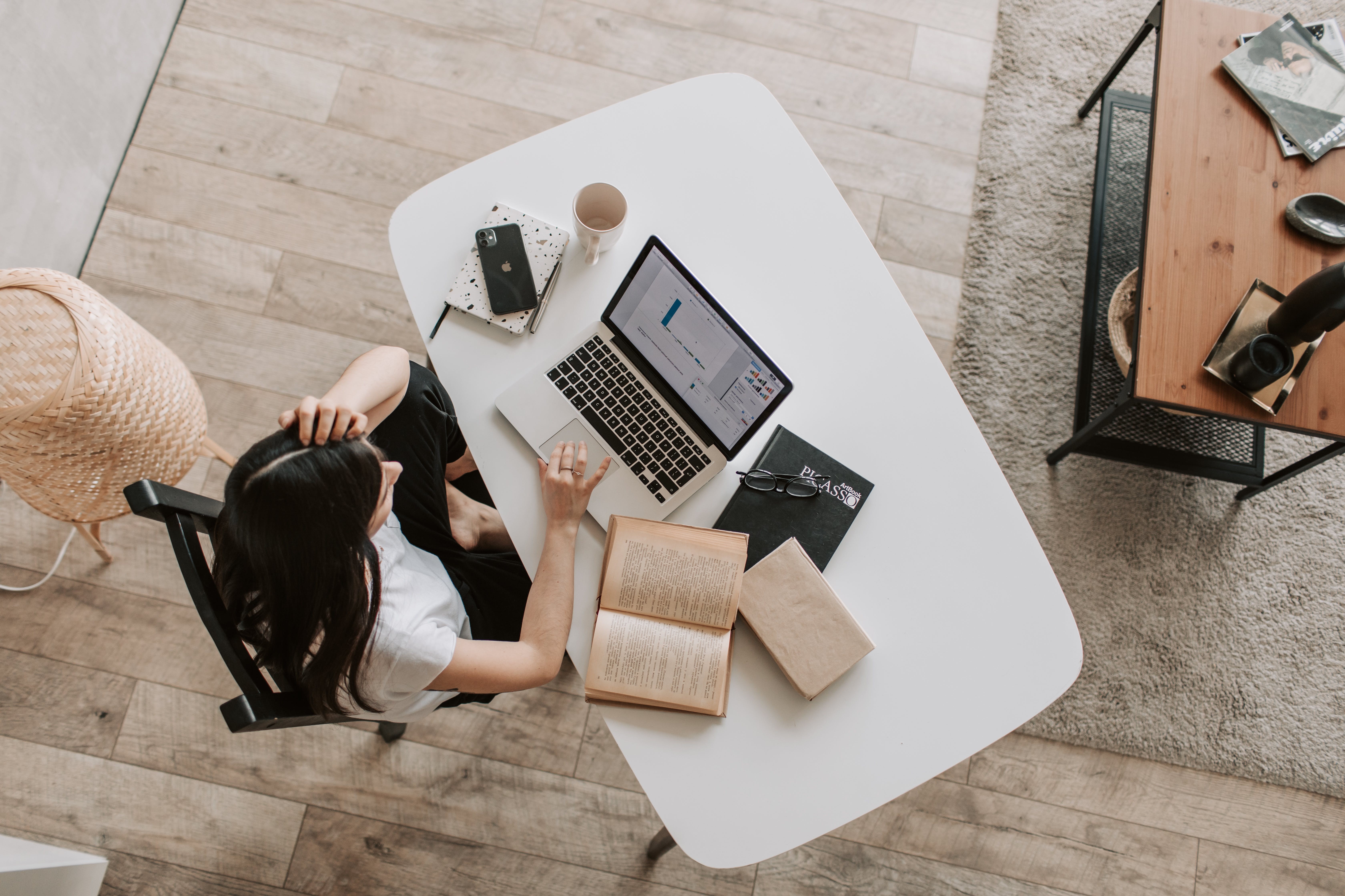 Empresas ainda não sabem como medir a produtividade em home office, dizem especialistas
