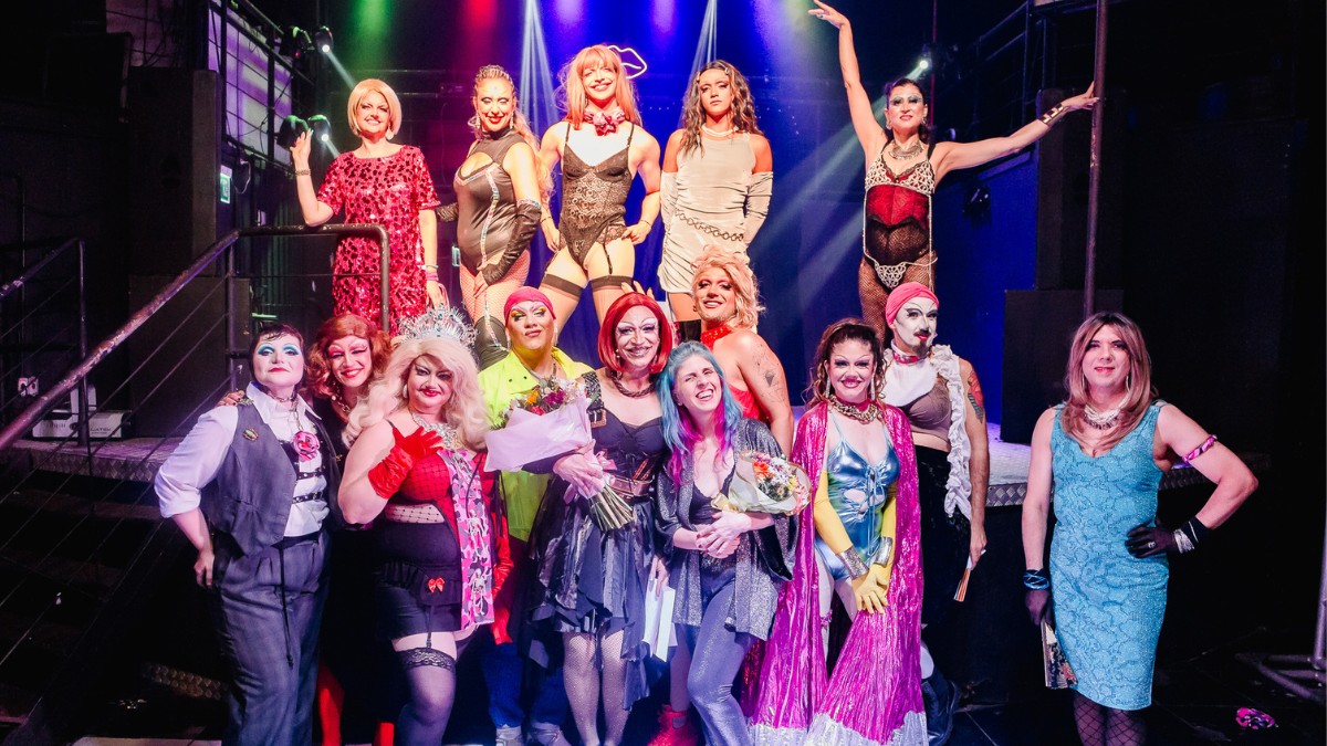 Há 10 anos, oficina forma novas drag queens em Porto Alegre: 'arte drag é pra quem tem corpo'