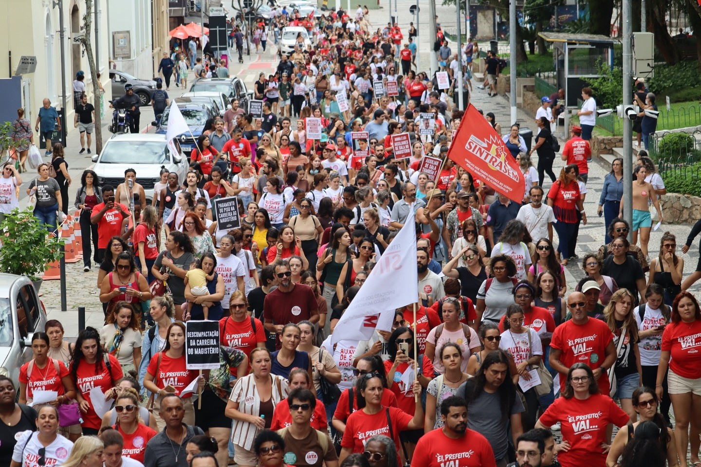 Justiça decreta como ilegal greve dos servidores públicos de Florianópolis