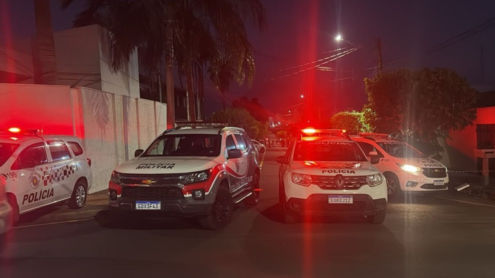 Médico de 52 anos morre em troca de tiros com a polícia, em Catanduva (SP) — Foto: David Santos/TV TEM