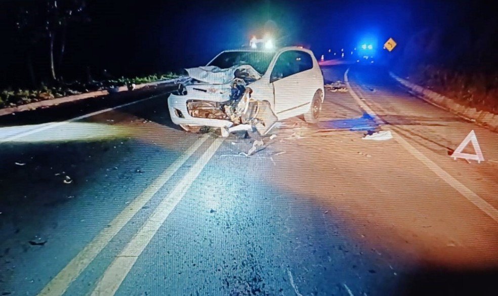 Motociclista morre após bater contra carro na BR-146, entre Bandeira do Sul e Botelhos, MG — Foto: Polícia Rodoviária Federal