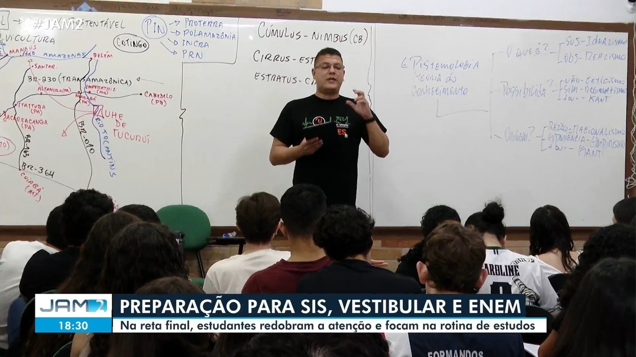 Candidatos se preparam para provas da UEA com revisões e 'viradões' de última hora