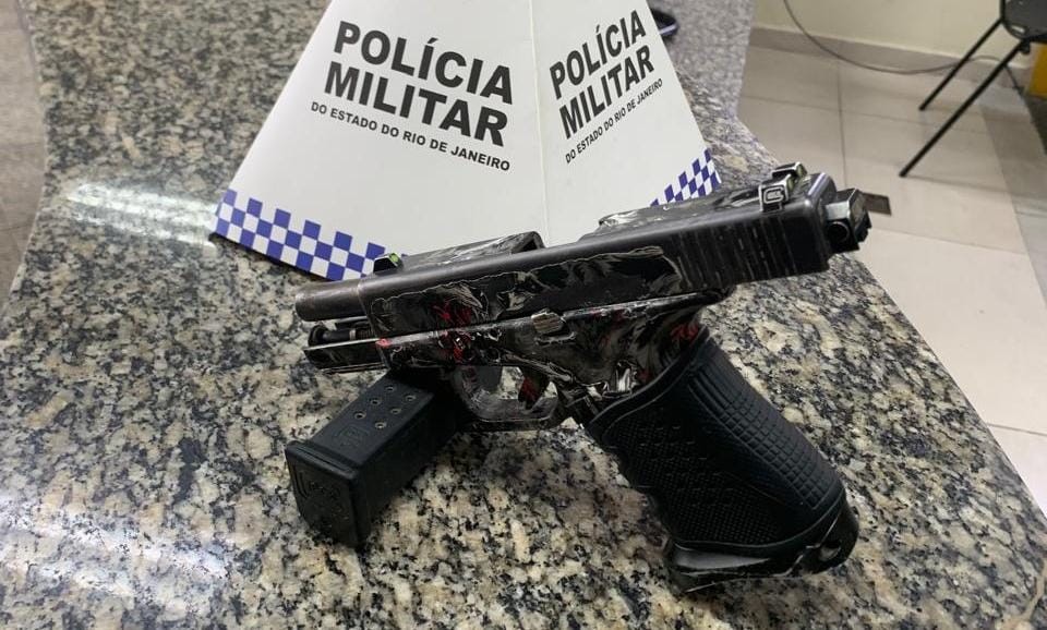 Homem é preso por porte ilegal de arma de fogo em Itatiaia