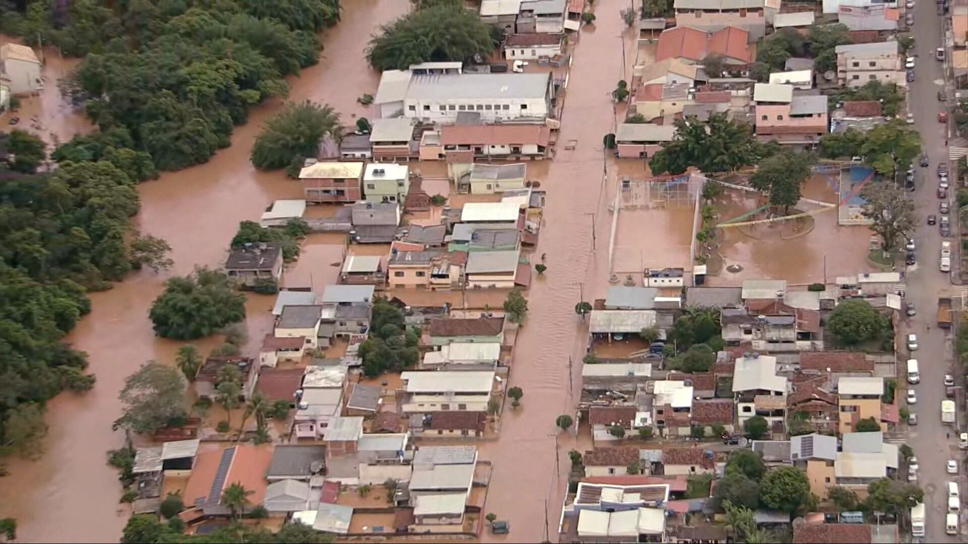 Estragos da chuva em MG: g1 transmite ao vivo informações sobre os locais mais afetados