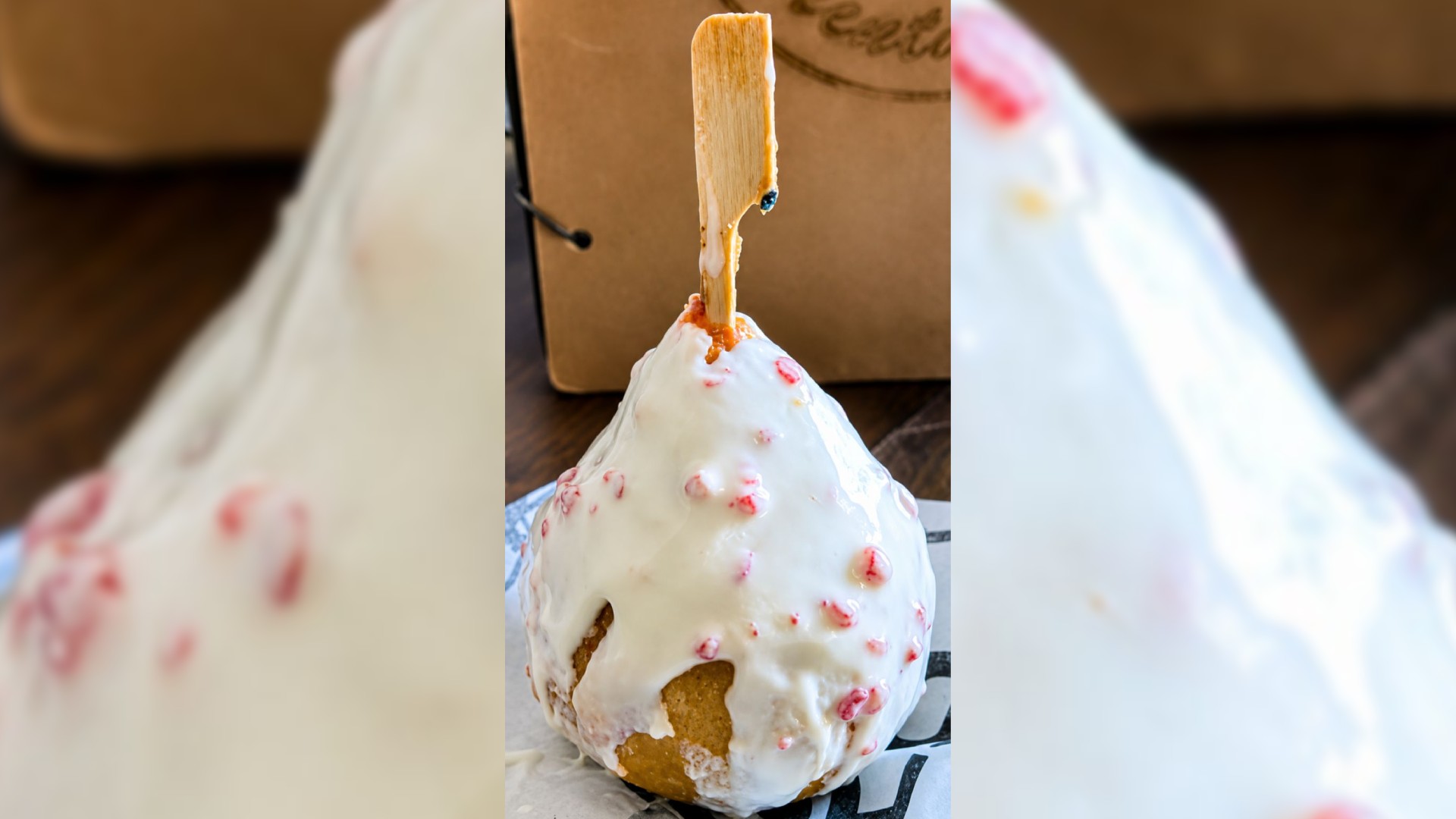 Coxinha de morango cravejado vira sensação gastronômica no interior de São Paulo​‌​