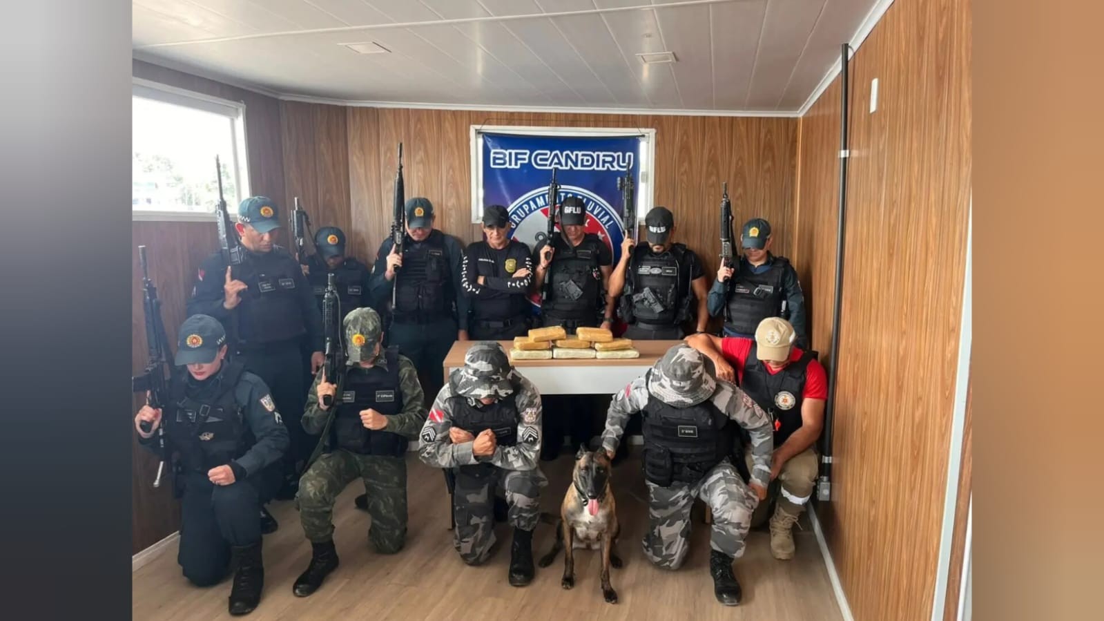 Fiscalização em Óbidos apreende 8,5kg de drogas em embarcação