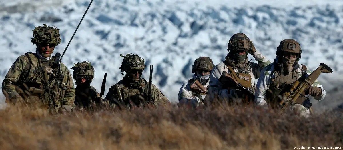 
Dinamarca enviou tropas para defender Groenlândia após prisão de Maduro temendo invasão dos Estados Unidos