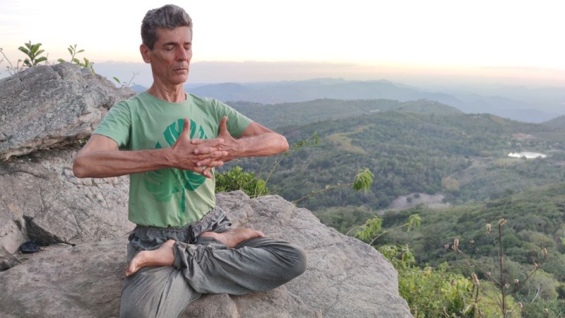 Unifor promove vivência de yoga com Hélder Lima Terra Pura-Ram Das