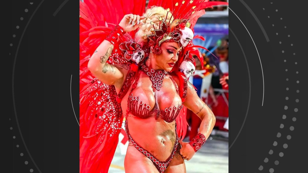 Aline Bianca, desfilou pela primeira vez no Carnaval de Vitória como Musa da Independentes de Boa Vista em 2023 — Foto: Reprodução/Redes sociais