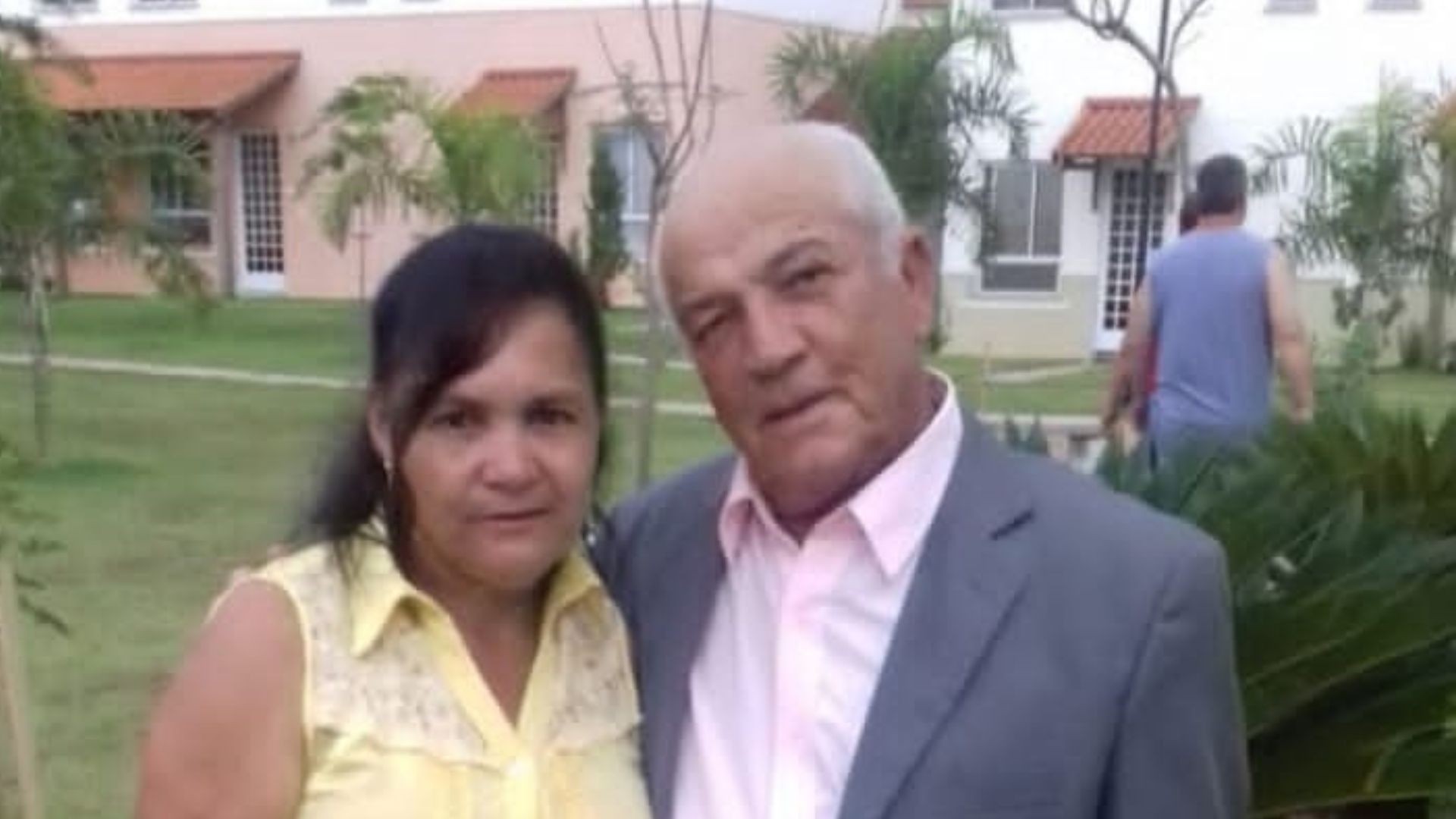 'Ela deu a vida por nós', comenta filho de casal que morreu em acidente de ônibus no Norte de MG