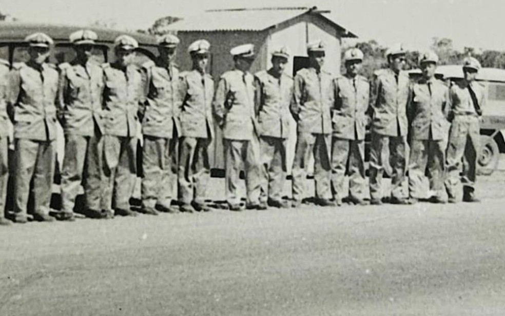 Em 1959, 15 homens deram in�cio � hist�ria da Pol�cia Rodovi�ria Federal em Goi�s � Foto: Reprodu��o/Instagram Sindicato dos Policiais Rodovi�rios Federais de Goi�s