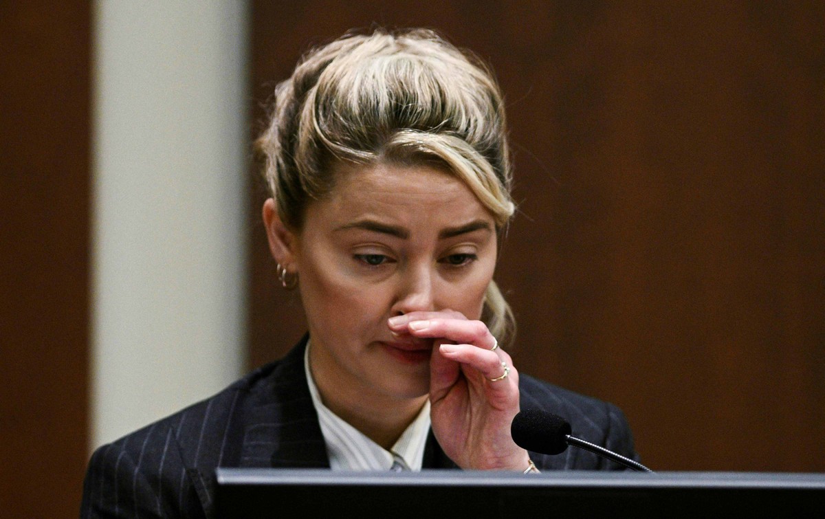 Advogada de Amber Heard diz que atriz não tem condição de pagar US$ 8  milhões a Depp