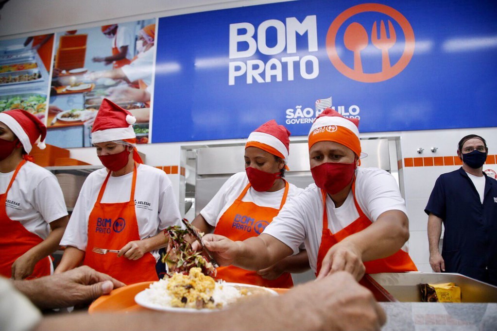 Restaurante Bom Prato oferece almoço especial na véspera de Natal, em Presidente Prudente