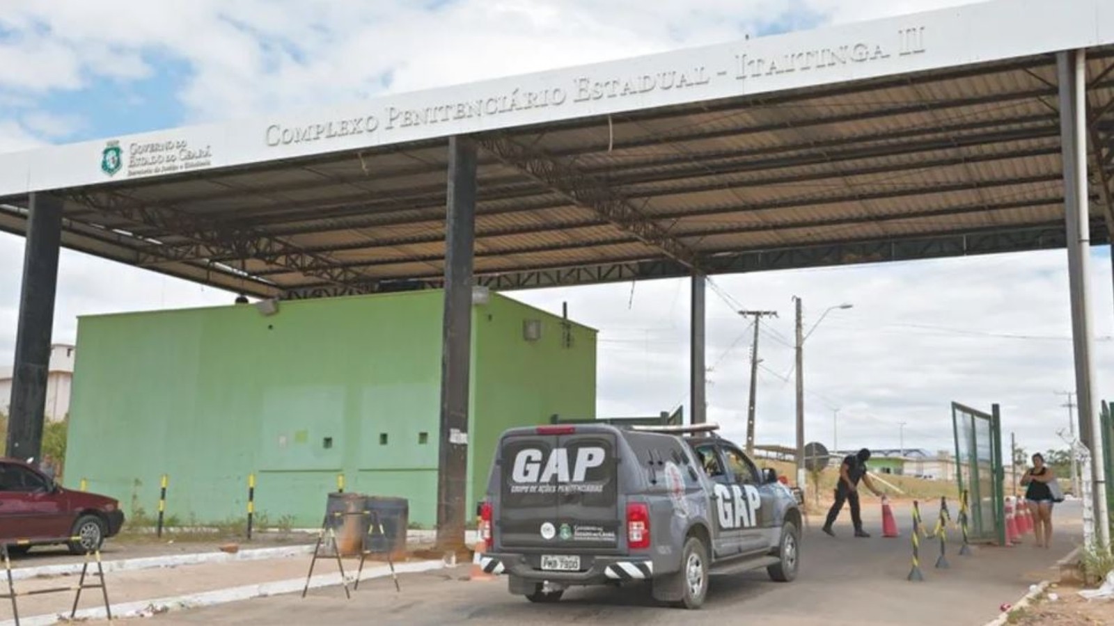 Motim em presídio na Grande Fortaleza deixa 14 detentos feridos