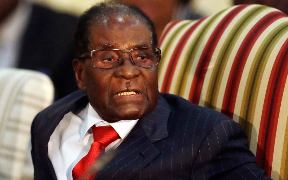 O ex-presidente do Zimbábue, Robert Mugabe, em foto de 3 de outubro de 2017 — Foto: AP Photo/Themba Hadebe