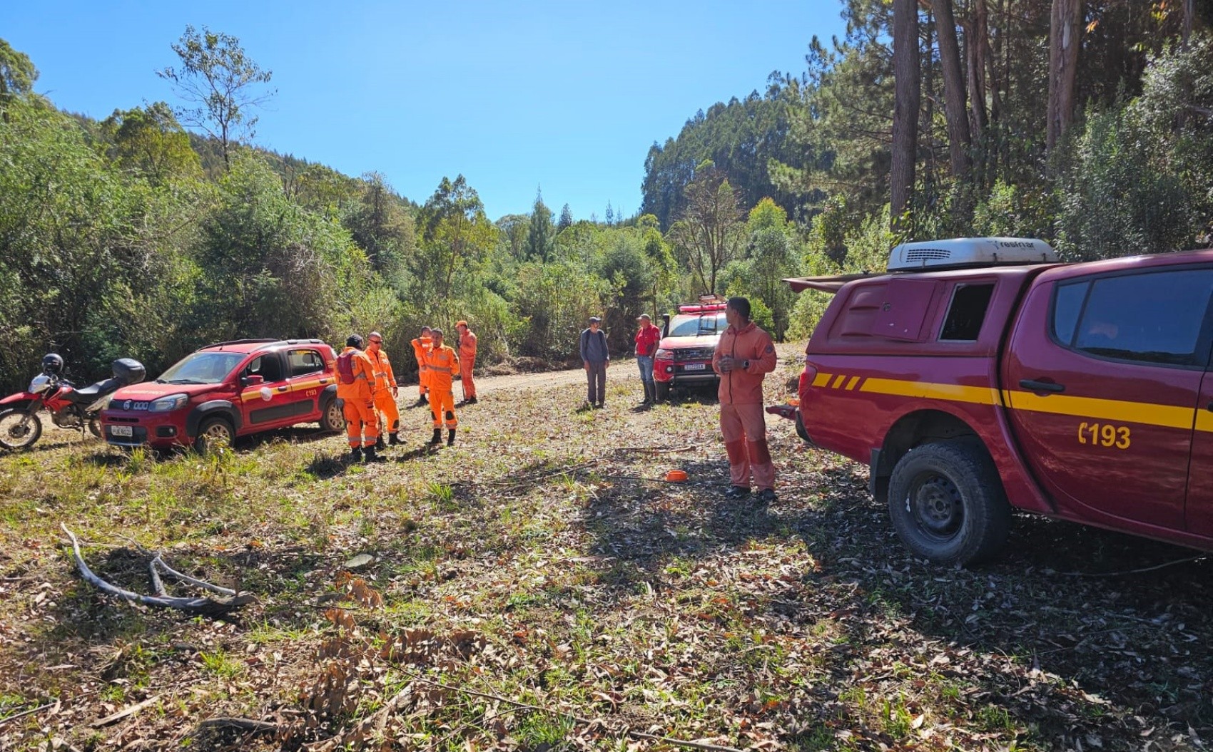 Bombeiros fazem buscas por guia de turismo que desapareceu no distrito de Monte Verde, no Sul de Minas