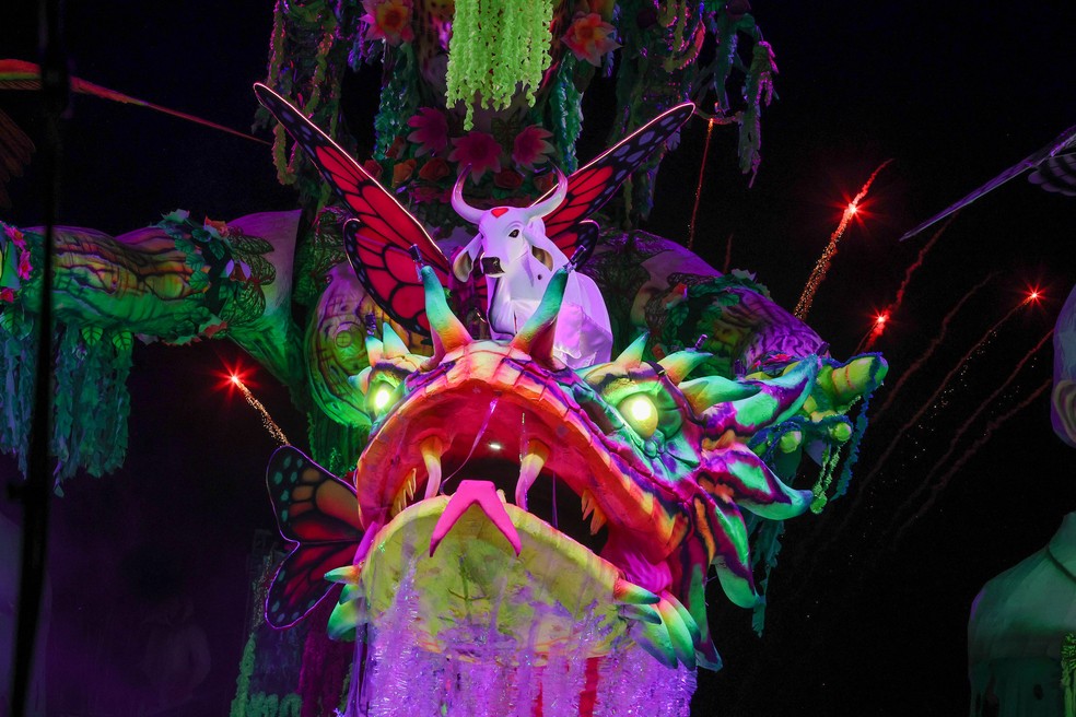 Boi Garantido abre primeira noite do Festival de Parintins 2025 — Foto: Mauro Neto/Secom