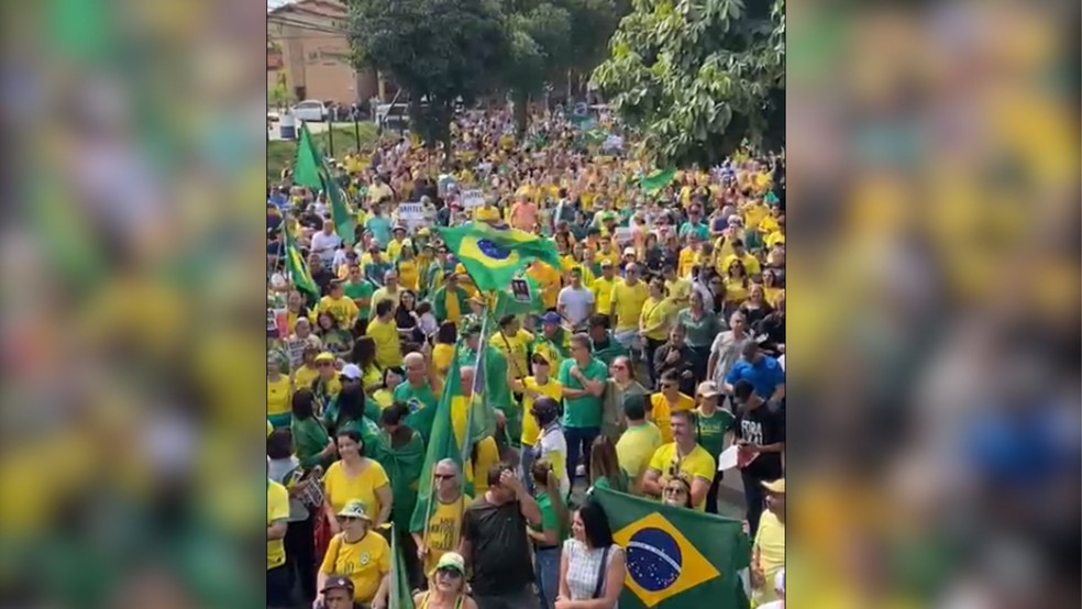 Protesto contra governo Lula em Araçatuba (SP) — Foto: Divulgação