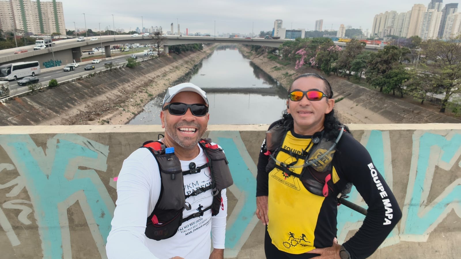 Maratonista inicia romaria de SP à Aparecida e promete correr 177 km em dois dias para homenagear a Padroeira do Brasil