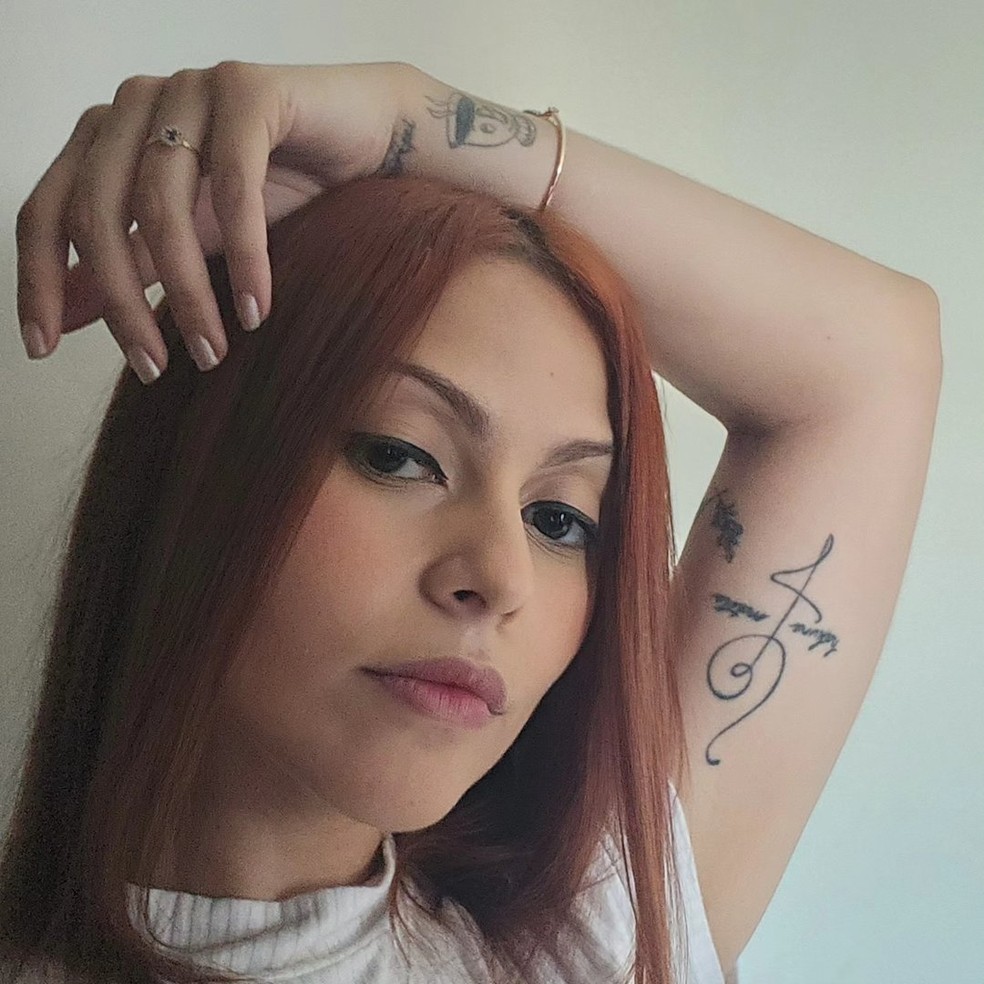 Ana Paula Abreu Carneiro, de 33 anos, foi morta a facadas pelo marido Lucas França Rodrigues em Sinop — Foto: Reprodução