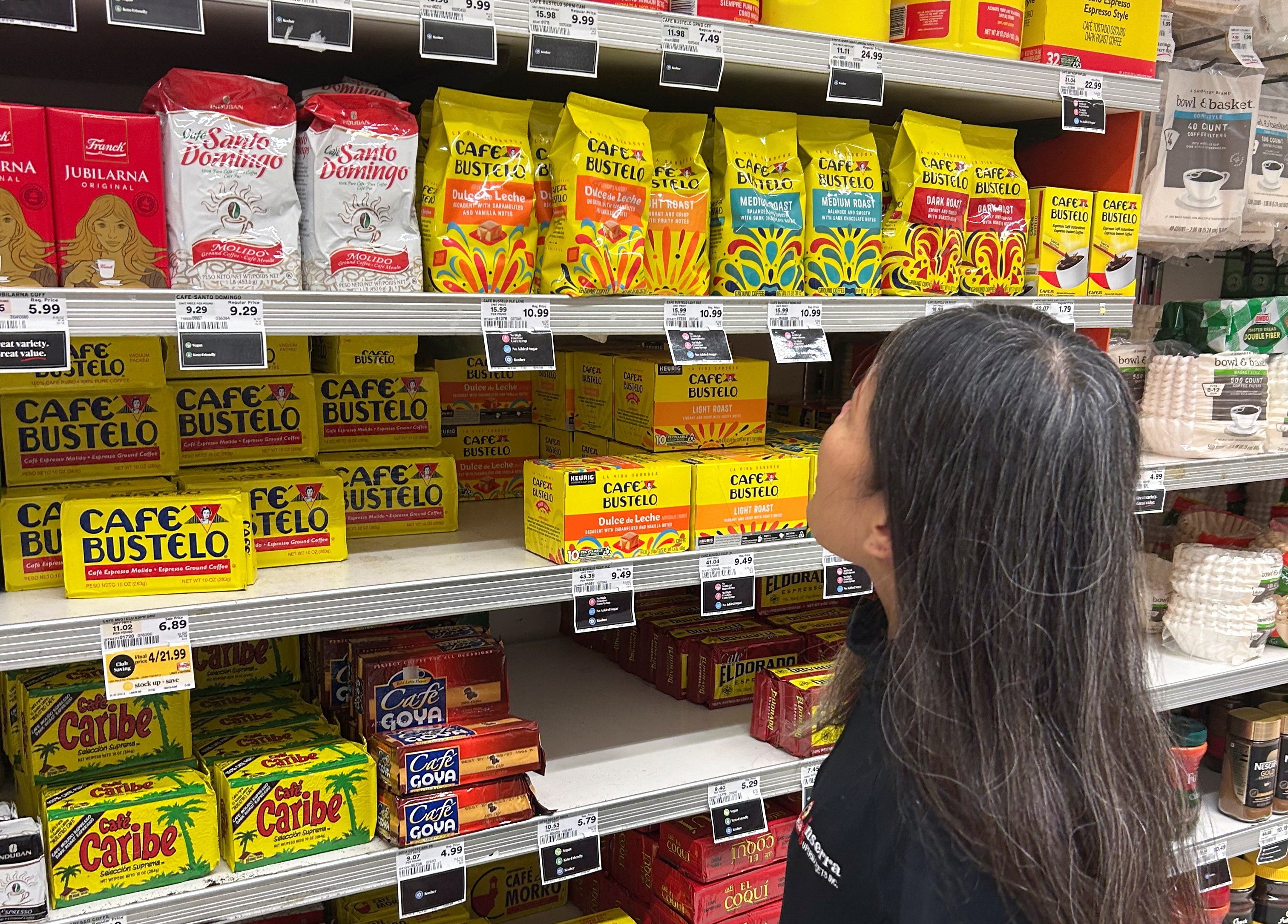 ‘O Brasil não está pagando, eu estou’: importadores de café dos EUA sofrem após 85 dias de tarifaço