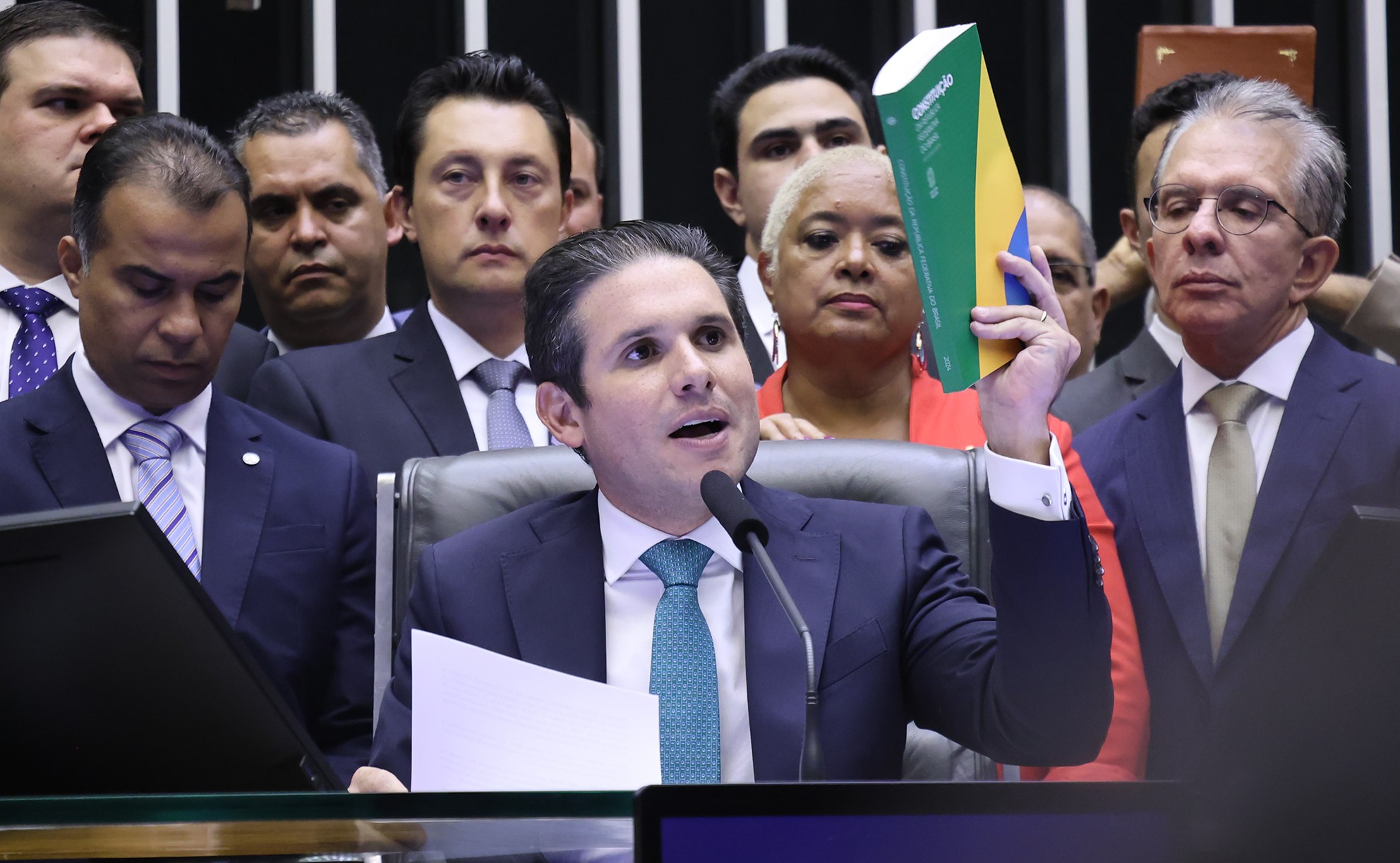 STF relativiza fala de Hugo Motta sobre golpistas do 8/1, mas reafirma unidade da Corte