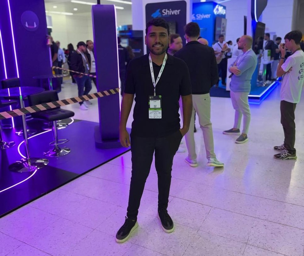 Leonardo Siqueira Alves, de 26 anos, foi visto pela última vez no dia 12 de julho — Foto: Reprodução/Redes Sociais