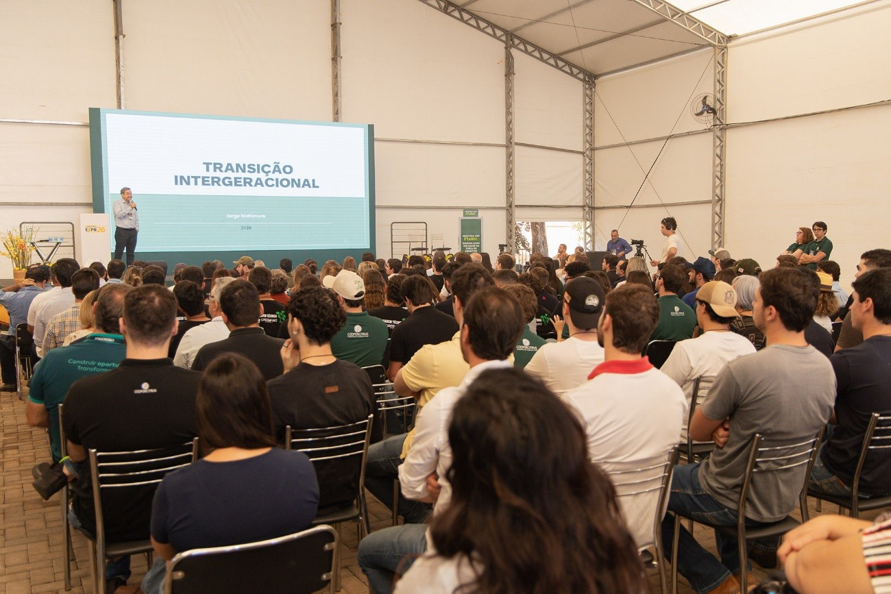 Liga Coopercitrus Jovem estreia encontro sobre continuidade de propriedade rural