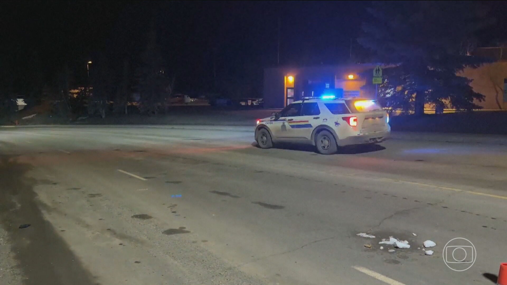 Atiradora assassina a mãe e o irmão e, depois, mata outras 6 pessoas em escola no Canadá