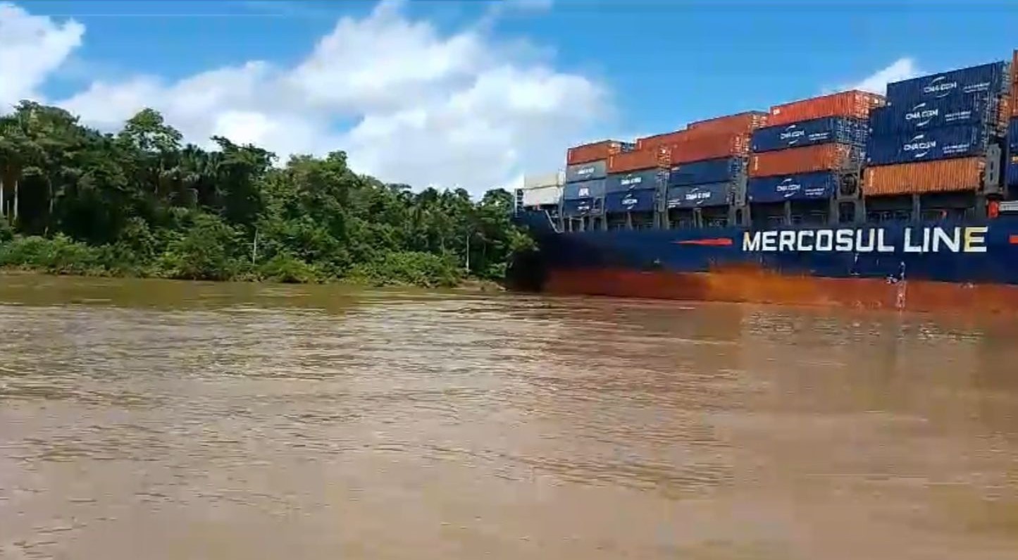 Pane elétrica durante navegação teria causado encalhamento de navio cargueiro no Amapá