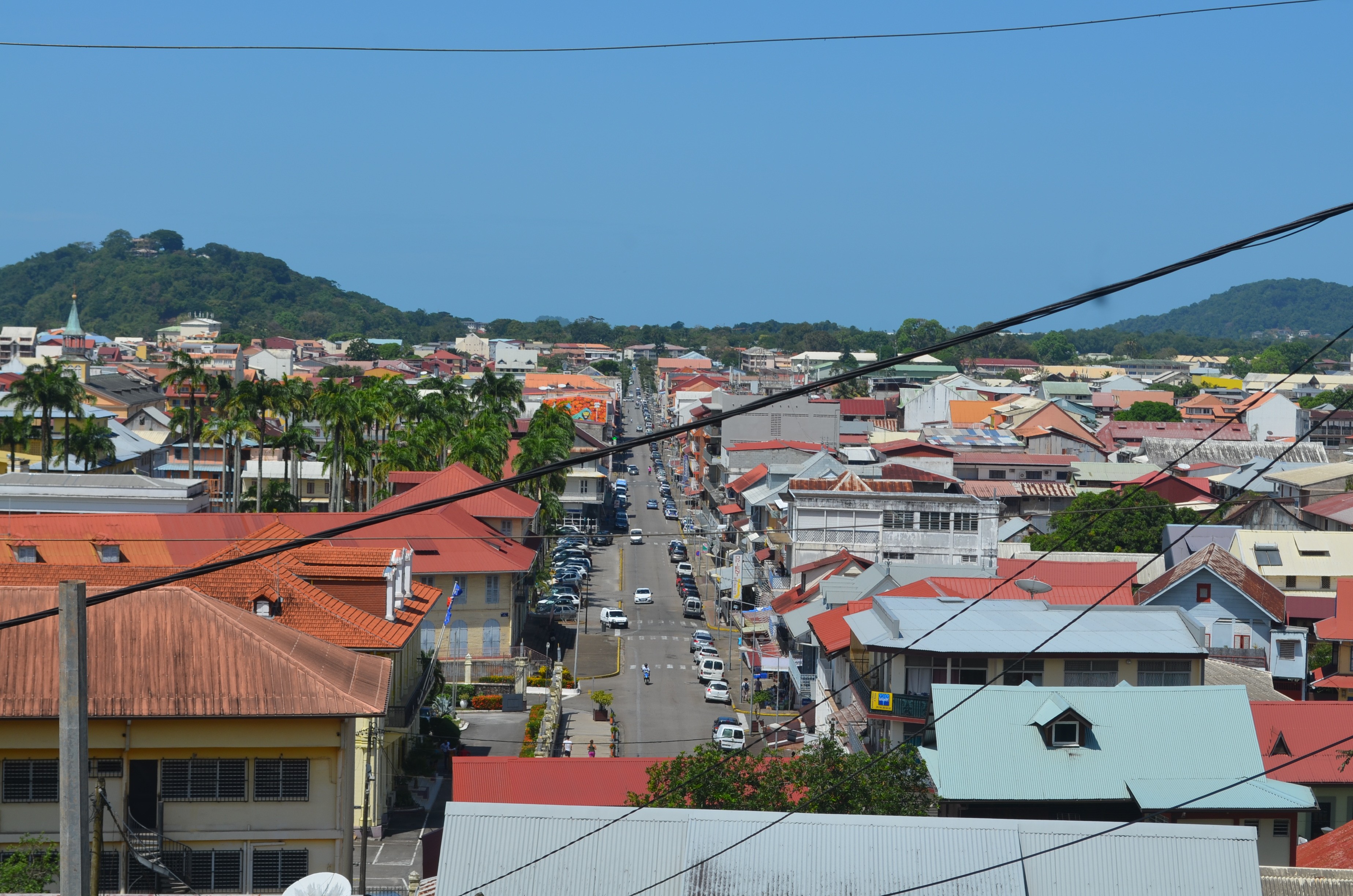 PCC e CV na França: facções brasileiras avançam pela Guiana