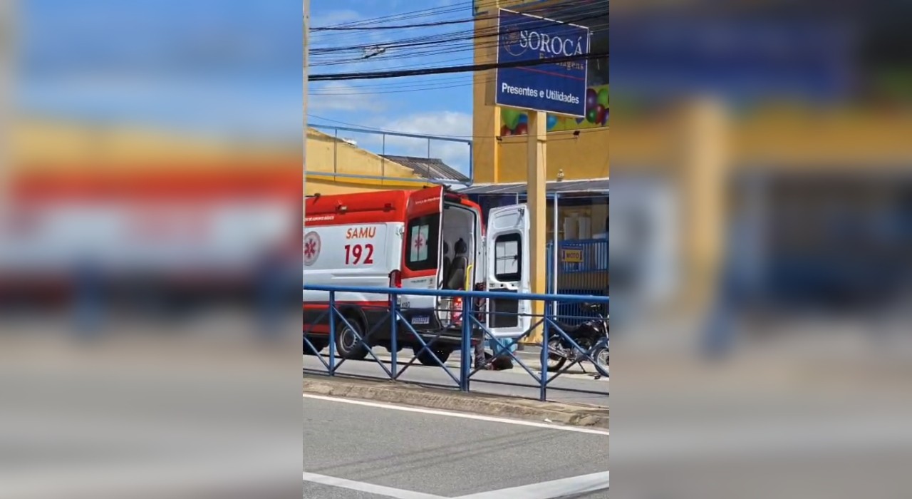 Jovem é atropelada por moto em faixa de pedestres em Sorocaba