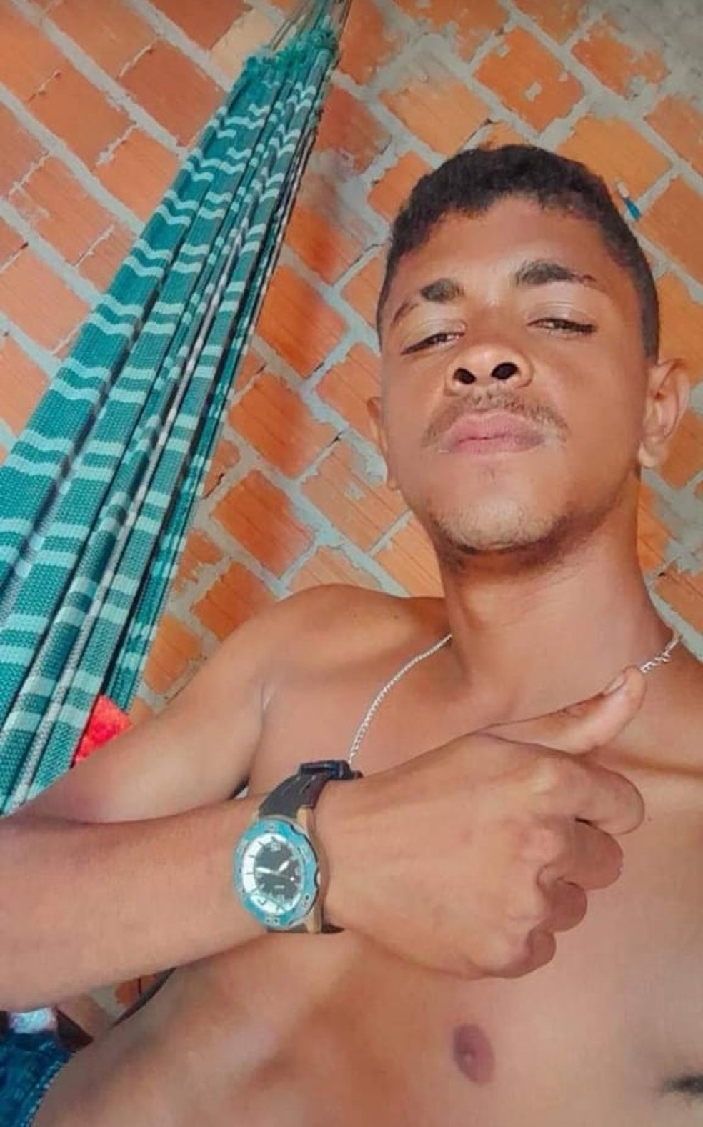 Jovem preso suspeito de arrombar casa é morto a tiros em José de Freitas, no PI — Foto: Reprodução
