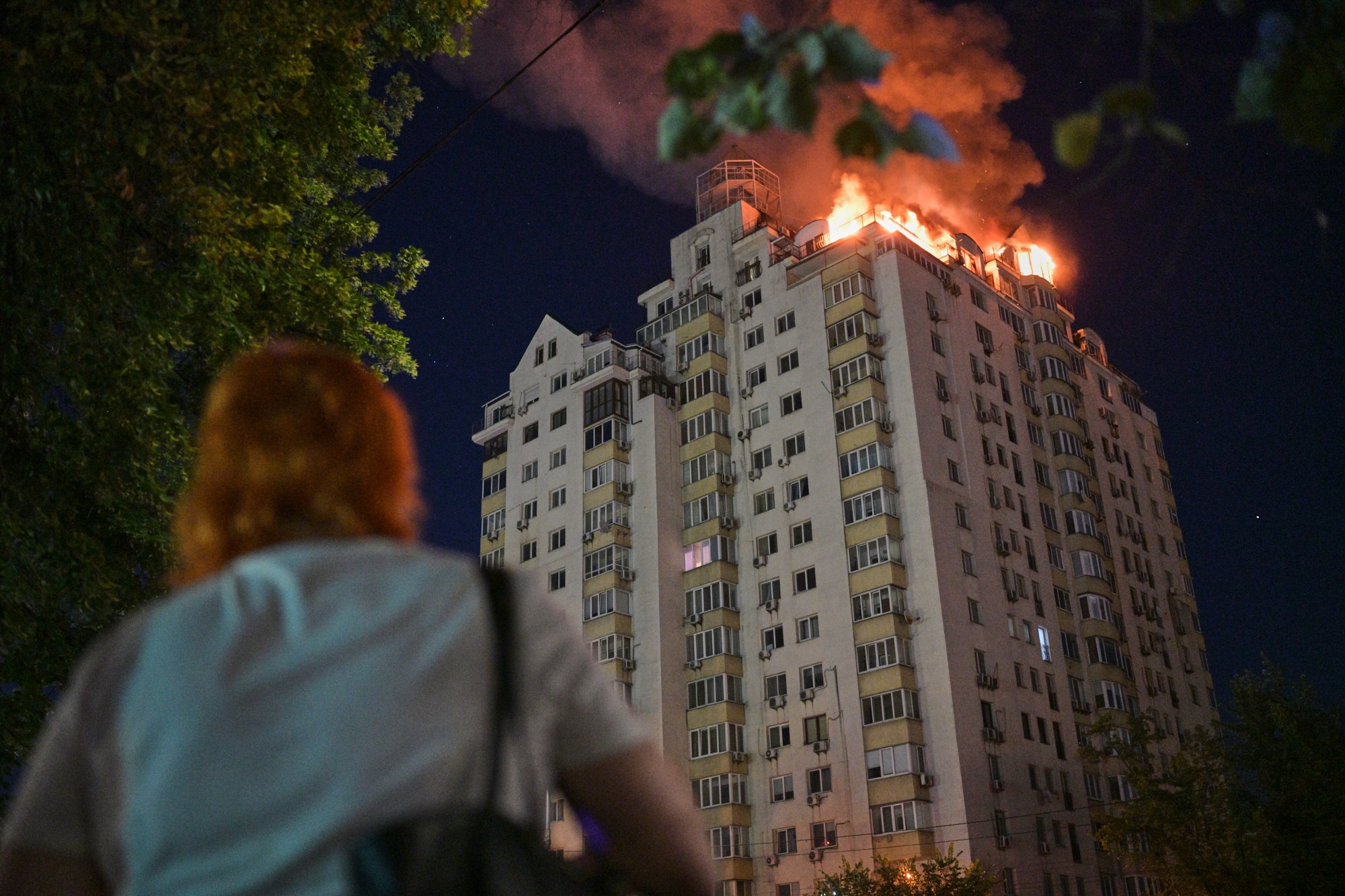 Rússia lança ataque em grande escala contra Kiev; bombardeio deixa mortos