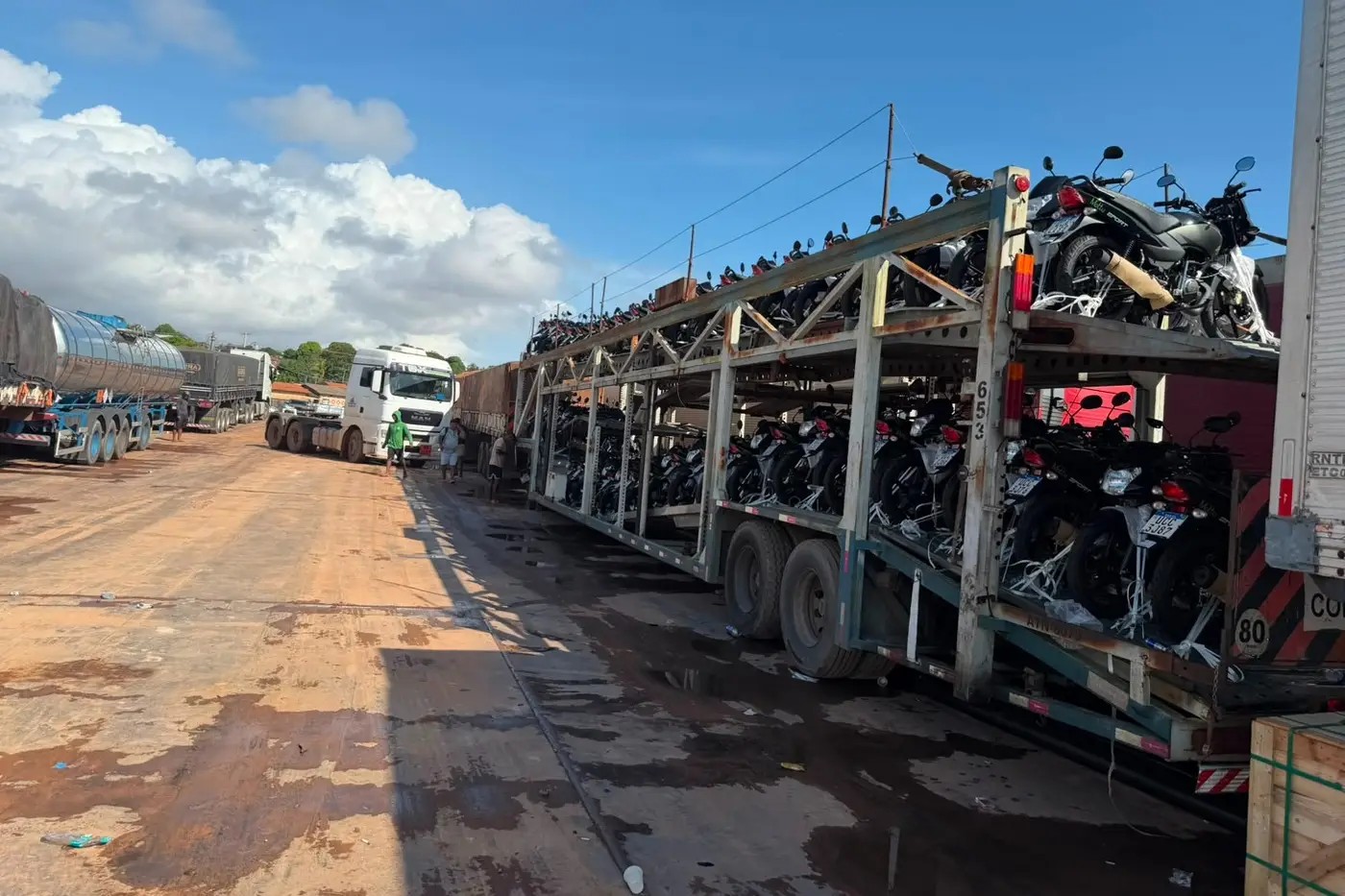 Sefa apreende 80 motocicletas avaliadas em R$ 789 mil em Santarém e aplica multa de R$ 142 mil